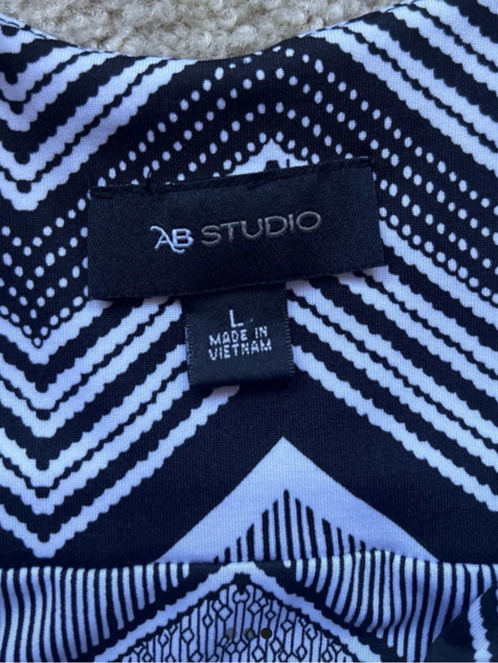 AB Studio Black and White Chevron Maxi Dress - Picture 2 of 2